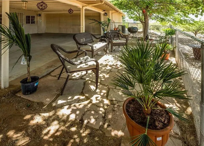 The Triple Palms Kingman