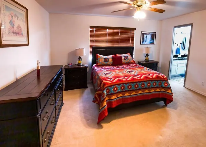 The Triple Palms * Kingman